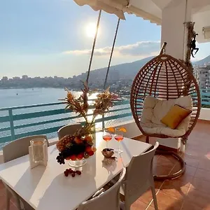 https://aquamarine-apartments.albaniahotels.org